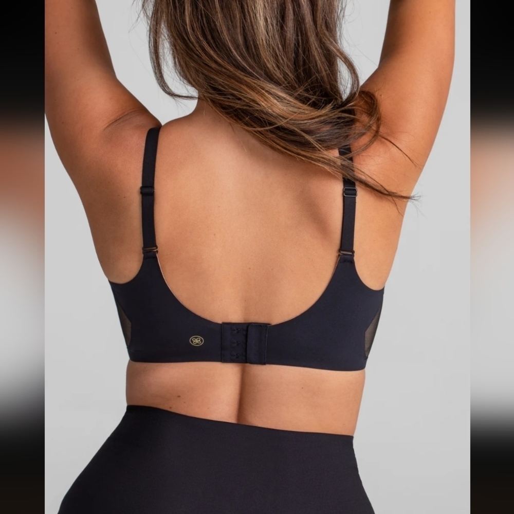 Honeylove CrossOver Bra - Picture 2 of 5